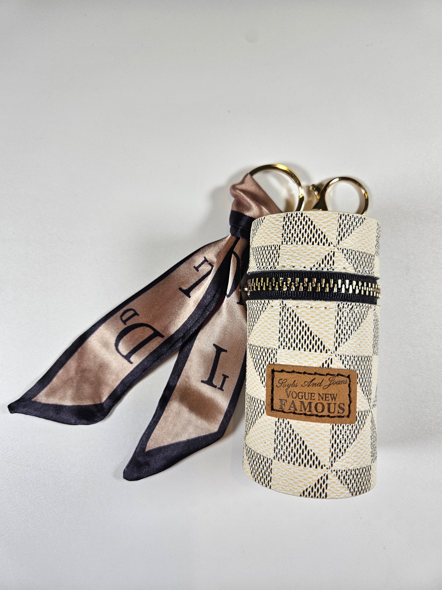 Stylish Fashion Balm Case Bundles