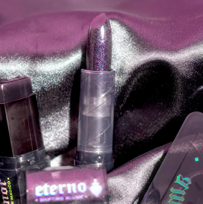 Amor Eterno Shifting Lip Balm