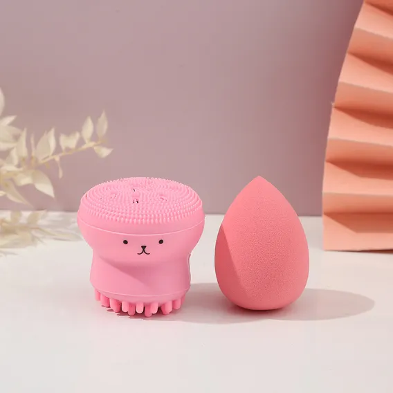 Octopus Cleansing Brush & Beauty Blender Set