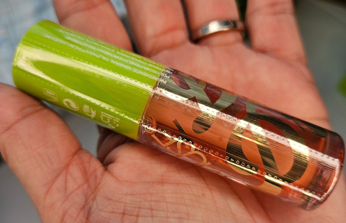 Amuse Lip Drip Hydrating Lip Oil