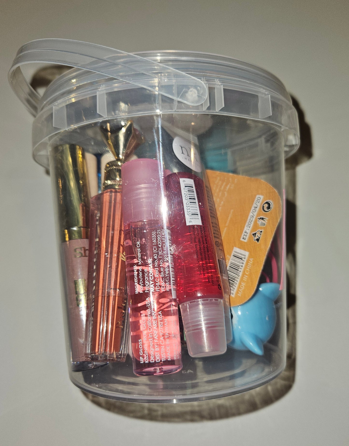 Bucket of Lippies (Read Description!)