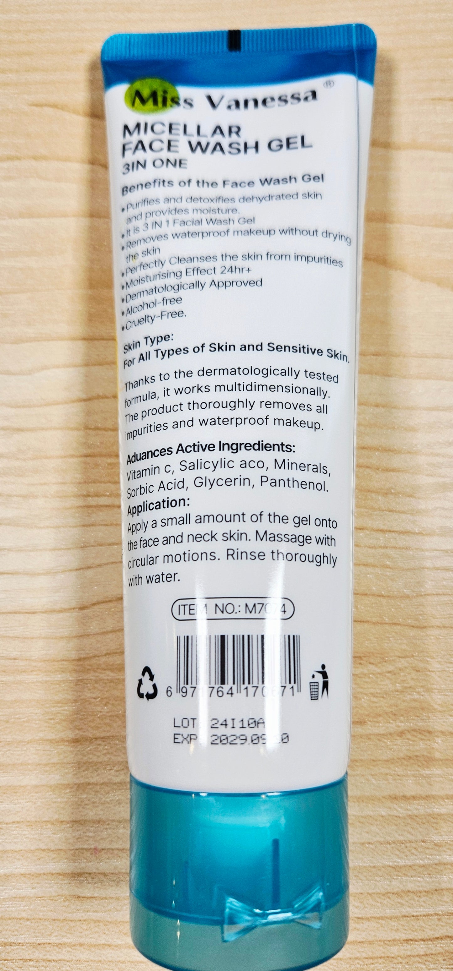 Miss Vanessa Bright Anti-Acne Cleansing Foam