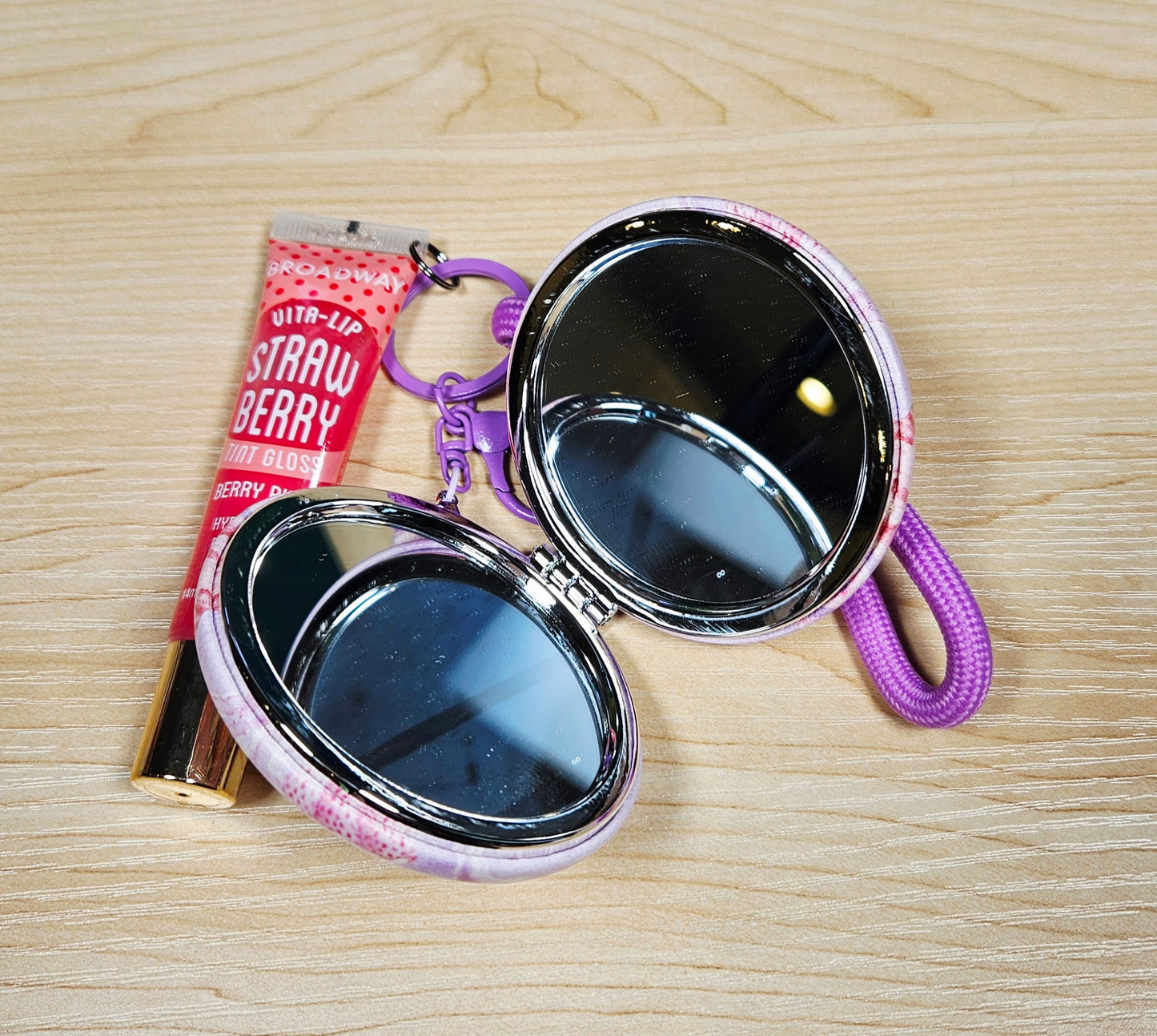 Seascape Dual Compact Mirror Keychain Lippy Set